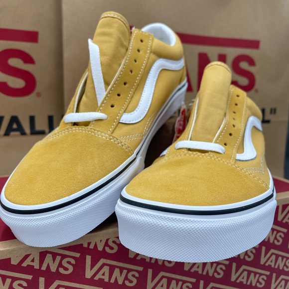 Vans WMNS Mustard Vans Men’s Old Skool
Ochre/True White Sneakers 
VN0A38G1QA0 - Picture 11 of 16